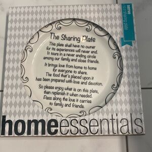 NIB home essentials sharing plate 10.5” black/white border scrolls